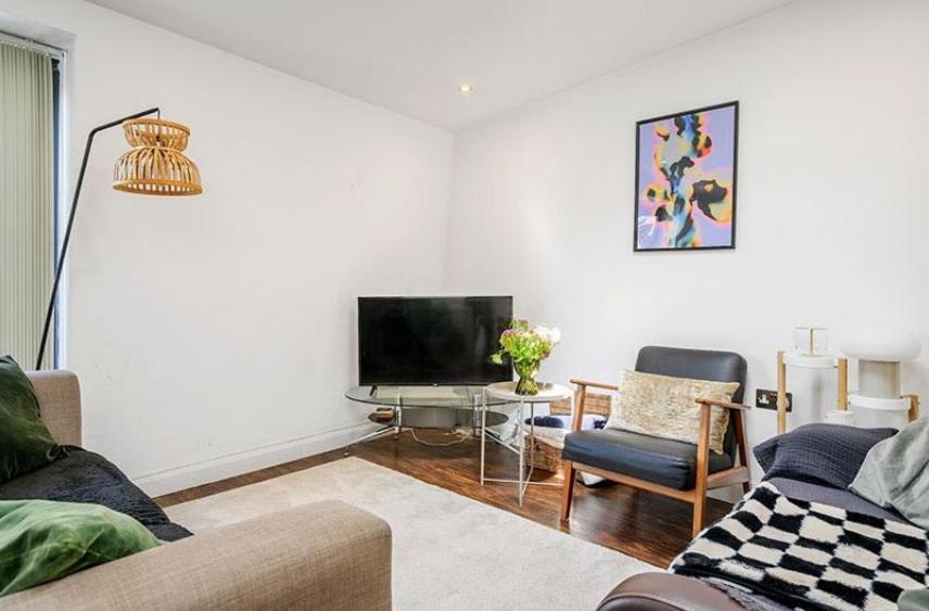 Apartment Stylish 2br With Balcony In Islington - 4 People London